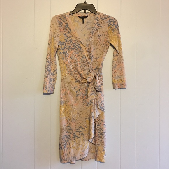 BCBGMaxAzria Dresses & Skirts - BCBGMaxAzria Alberta Wrap Dress